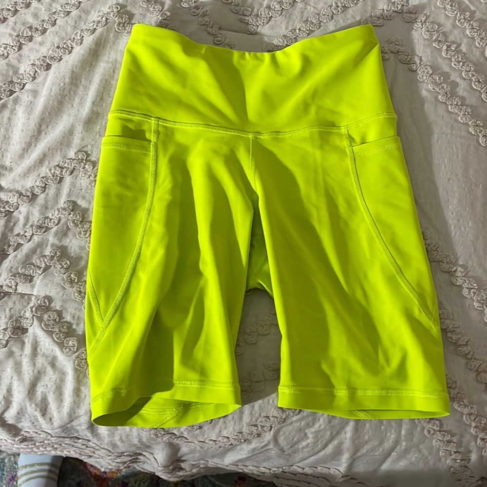 Old Navy active shorts